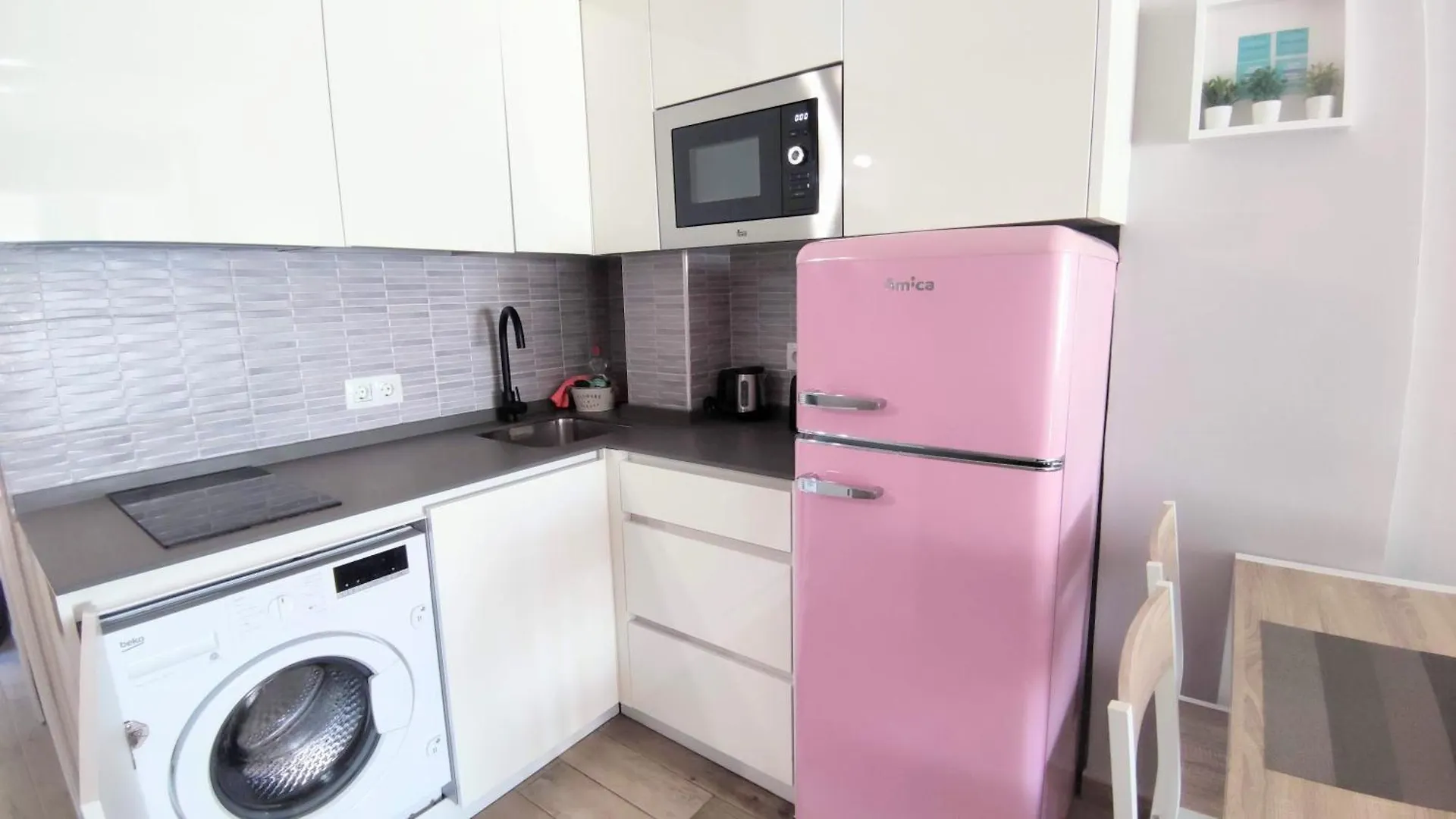 Beach Studio Torremolinos Apartment